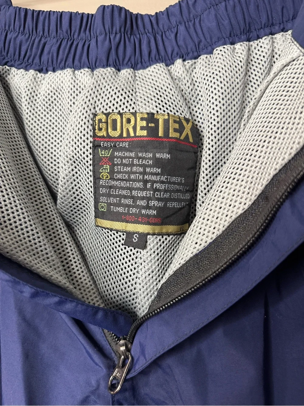 The North Face Gore-Tex Summit Series Navy and Black Ski Snow Pants